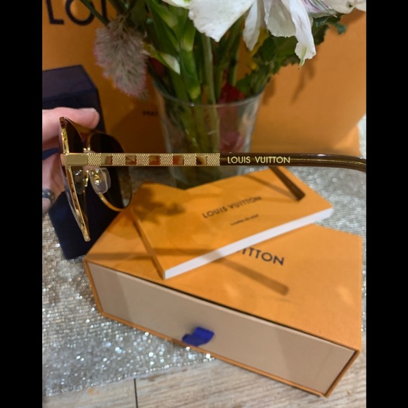 ❌GONE❌Louis Vuitton Attitude Pilote Sunglasses - Picture 3 of 11